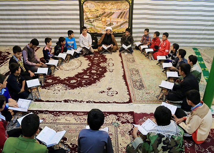 راهکارهاي توسعه فرهنگ نماز (جذب جوانان به مسجد)